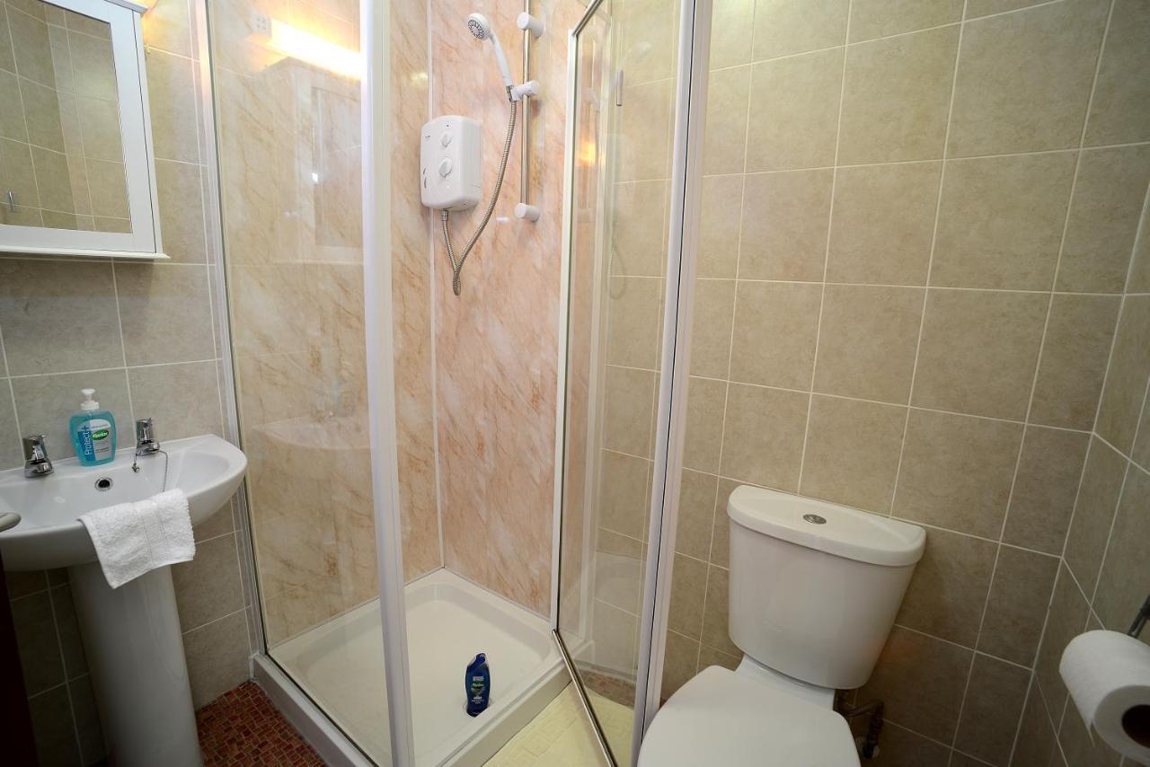 Lynmoore Guest House Blackpool Bagian luar foto